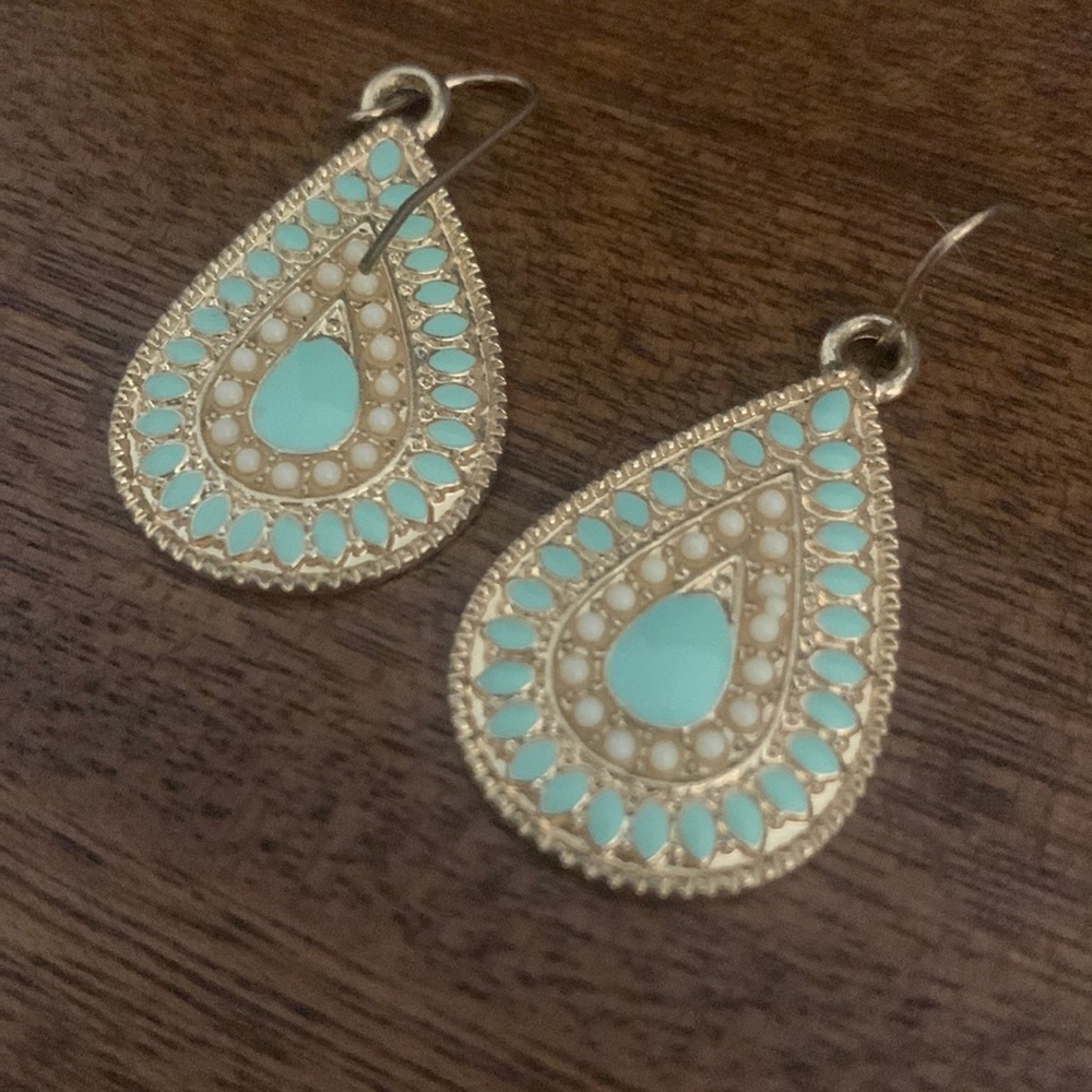 Gold dangle earrings